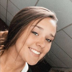 Meet your Posher, Breanna